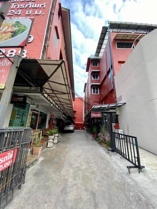 Ratanawong Place 823 Μπανγκόκ Εξωτερικό φωτογραφία